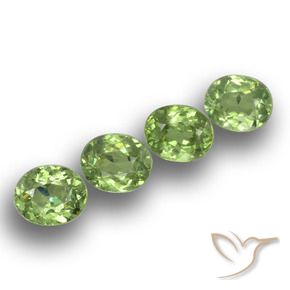 Gemme di Granato demantoide Verde medio naturale da 1.77 ct, Ovale, VS