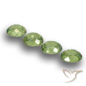 Gemme di Granato demantoide Verde medio naturale da 1.77 ct, Ovale, VS
