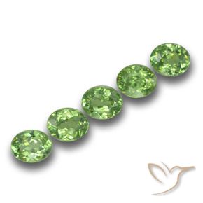 Gemme di Granato demantoide Verde caldo naturale da 1.74 ct, Ovale, VS