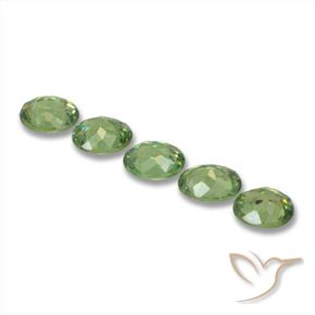 Gemme di Granato demantoide Verde foresta naturale da 2.04 ct, Ovale, VS