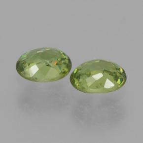 Granato demantoide naturale verde caldo da 0,86 ct, taglio ovale, VS