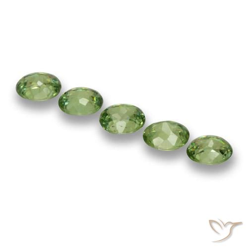 Gemme di Granato demantoide Verde caldo naturale da 1.49 ct, Ovale, VS
