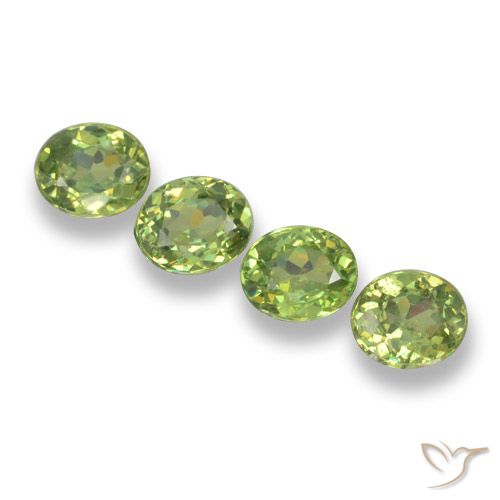1.90ctw Naturale Verde caldo Granato demantoide, Ovale, VS