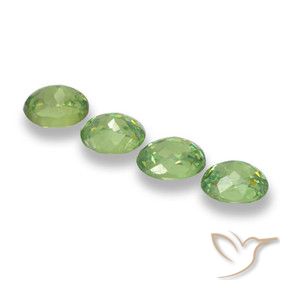 Gemme di Granato demantoide Pera Verde naturale da 1.49 ct, Ovale, VS