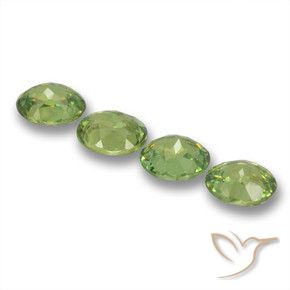Gemme di Granato demantoide Verde caldo naturale da 1.73 ct, Ovale, VS
