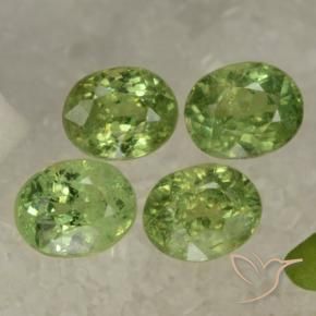 Gemme di Granato demantoide Pera Verde naturale da 1.84 ct, Ovale, VS