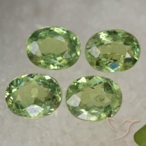 Gemme di Granato demantoide Verde medio naturale da 1.75 ct, Ovale, VS