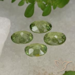 Gemme di Granato demantoide Verde chiaro naturale da 1.74 ct, Ovale, VS