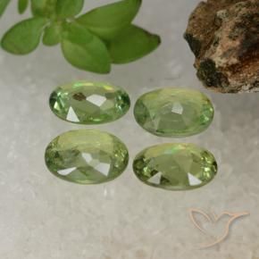 Gemme di Granato demantoide Pera Verde naturale da 1.40 ct, Ovale, VS