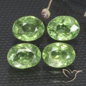 Gemme di Granato demantoide Verde caldo naturale da 1.65 ct, Ovale, VS