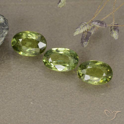 1.48ctw Naturale Verde oliva Granato demantoide, Ovale, VS-SI
