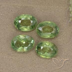 Gemme di Granato demantoide Verde foresta naturale da 2.27 ct, Ovale, VS