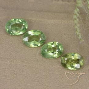 Gemme di Granato demantoide Verde caldo naturale da 2.25 ct, Ovale, VS