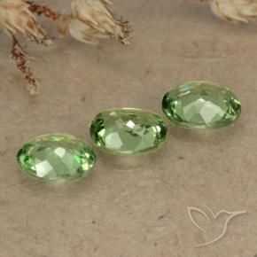 Gemme di Granato demantoide Verde foresta chiaro naturale da 1.00 ct, Ovale, VS-SI