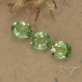 Gemme di Granato demantoide Verde lime naturale da 1.02 ct, Ovale, VS-SI