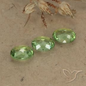 Gemme di Granato demantoide Verde lime naturale da 1.02 ct, Ovale, VS-SI