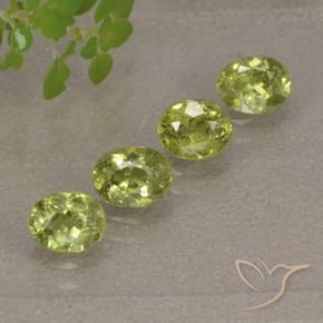 Gemme di Granato demantoide Caldo bosco verde naturale da 1.79 ct, Ovale, VS-SI