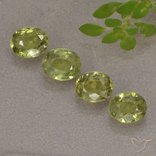1.81ctw Naturale Caldo bosco verde Granato demantoide, Ovale, VS-SI
