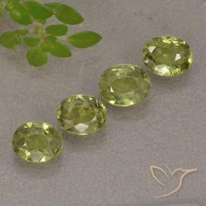 Gemme di Granato demantoide Caldo bosco verde naturale da 1.81 ct, Ovale, VS-SI