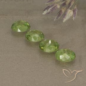 Gemme di Granato demantoide Verde chiaro e vivace naturale da 1.93 ct, Ovale, VS-SI