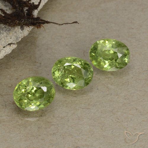 1.26ctw Naturale Verde foresta chiaro Granato demantoide, Ovale, VS-SI