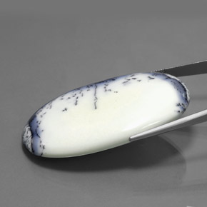 Calcedonio dendritico naturale multicolore da 130,05 ct, taglio ovale, opaco
