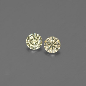 Diamante naturale giallo da  ct, taglio rotondo, VS