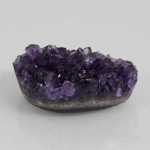 Drusa di ametista naturale viola da 79,16 ct, forma fantasia, opaco