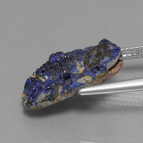 Drusa di azzurrite naturale blu da 6,58 ct, forma fantasia, opaco
