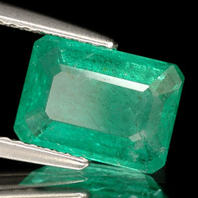 Smeraldo Verde naturale da 2.05 ct, Taglio smeraldo, SI-I1