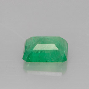 Smeraldo Verde naturale da 1.64 ct, Taglio smeraldo, I1