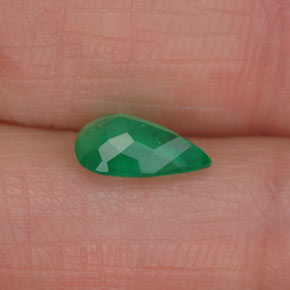 Smeraldo naturale verde da 0,90 ct, taglio a pera, I1