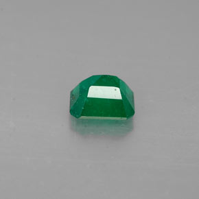 Smeraldo naturale verde da 0,47 ct, taglio smeraldo, I1