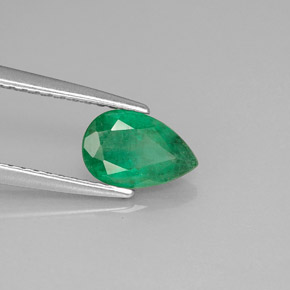 Smeraldo naturale verde da 0,69 ct, taglio a pera, I1