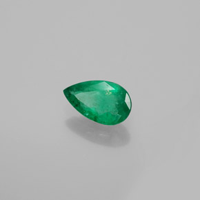 Smeraldo naturale verde da 0,53 ct, taglio a pera, I1