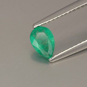 Smeraldo naturale verde da 0,36 ct, taglio a pera, SI-I1