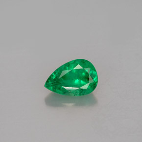 Smeraldo naturale verde da 0,46 ct, taglio a pera, I1