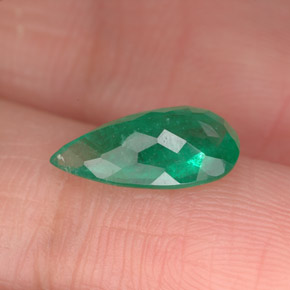 Smeraldo Verde naturale da 1.31 ct, Forma a pera, SI-I1