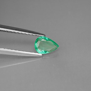 Smeraldo naturale verde da 0,31 ct, taglio a pera, VS-SI