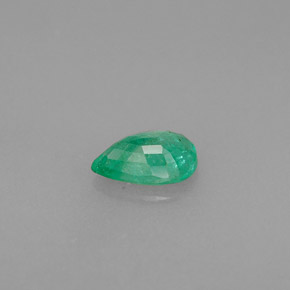 Smeraldo Verde naturale da 0.39 ct, Forma a pera, VS-SI