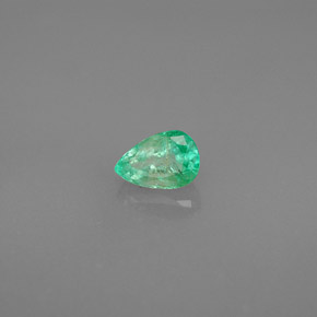 Smeraldo Verde naturale da 0.47 ct, Forma a pera, VS-SI