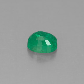 Smeraldo Verde naturale da 0.56 ct, Taglio ovale, SI-I1