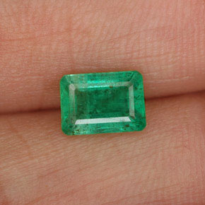 Smeraldo naturale verde da 0,88 ct, taglio smeraldo, I1