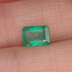 Smeraldo naturale verde da 0,94 ct, taglio smeraldo, I1