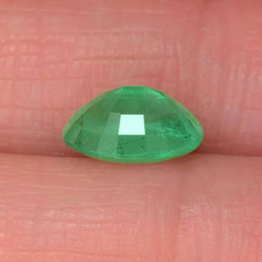 Smeraldo Verde naturale da 1.17 ct, Taglio ovale, SI-I1