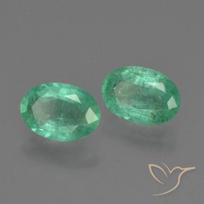 Gemme di Smeraldo Verde medio naturale da 1.51 ct, Ovale, SI