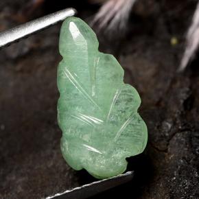 Smeraldo Verde naturale da 2.06 ct, Taglio a fiore, Traslucido