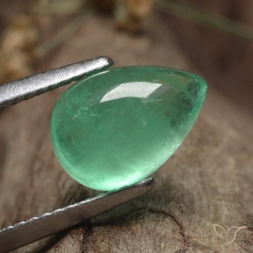 Smeraldo Verde Pistacchio naturale da 3.60 ct, Forma a pera, Traslucido