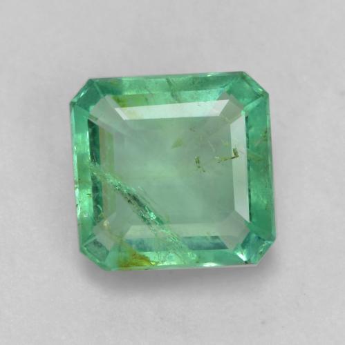 Smeraldo Verde medio naturale da 1.04 ct, Taglio smeraldo, I1