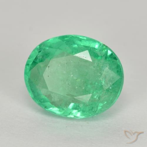 Smeraldo Verde chiaro naturale da 2.09 ct, Ovale, I1